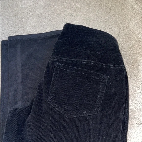 Chadwicks Petite Black Straight Leg Pull On Cords - Picture 6 of 9